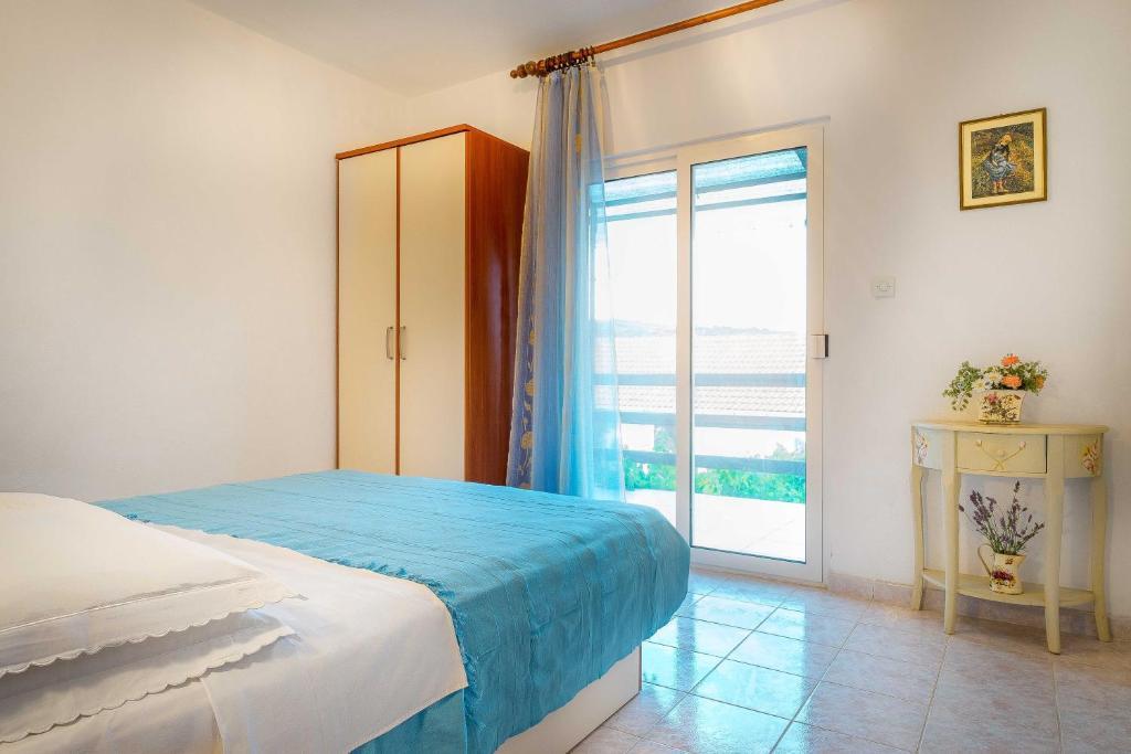 Silver Beach Apartments Vis Chambre photo